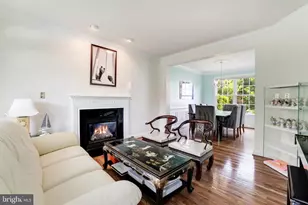 19194 Coton Hall St, Leesburg, VA 20176 - Photo 10