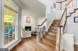 19194 Coton Hall St, Leesburg, VA 20176 - Photo 8