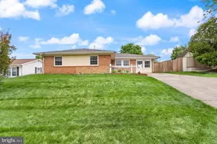 514 W Nettle Tree Rd, Sterling, VA 20164 - Photo 2