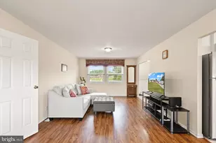 514 W Nettle Tree Rd, Sterling, VA 20164 - Photo 10