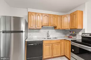 514 W Nettle Tree Rd, Sterling, VA 20164 - Photo 14