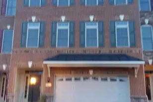 22595 Windsor Locks Square, Ashburn, VA 20148 - Photo 2
