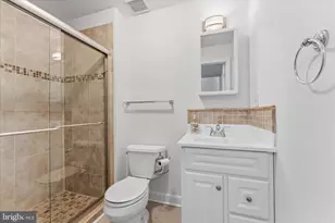 166 Shirley Square SE, Leesburg, VA 20175 - Photo 36