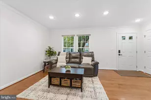 166 Shirley Square SE, Leesburg, VA 20175 - Photo 4