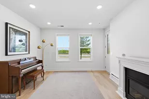 20775 Lamlash Ter, Ashburn, VA 20147 - Photo 4