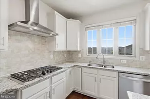 42567 Dreamweaver Dr, Brambleton, VA 20148 - Photo 24