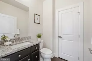 23421 Bald Cypress Ln, Aldie, VA 20105 - Photo 18