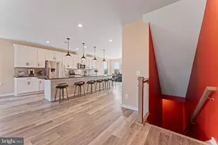 304 Petite Sirah Terrace SE, Leesburg, VA 20175 - Photo 4