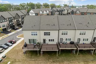 42116 Waltz Ter, Ashburn, VA 20148 - Photo 54