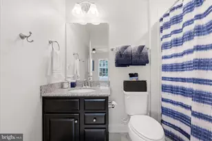 402 Haupt Square SE, Leesburg, VA 20175 - Photo 24