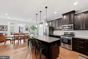 402 Haupt Square SE, Leesburg, VA 20175 - Photo 18