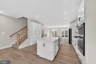 42194 Summer Sun Ter, Ashburn, VA 20148 - Photo 6