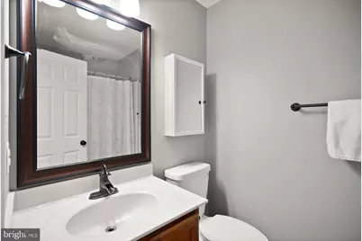 21740 Kings Crossing Terrace, Ashburn, VA 20147 - Photo 32