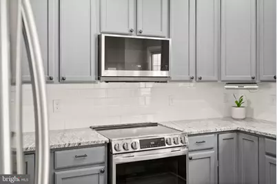 21740 Kings Crossing Terrace, Ashburn, VA 20147 - Photo 12