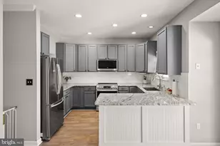 21740 Kings Crossing Terrace, Ashburn, VA 20147 - Photo 14