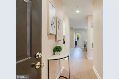 20313 Beechwood Terrace #102, Ashburn, VA 20147 - Photo 2