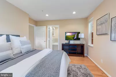 20313 Beechwood Terrace #102, Ashburn, VA 20147 - Photo 14