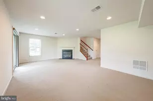 42230 Castle Ridge Square, Brambleton, VA 20148 - Photo 28