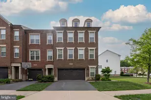 42230 Castle Ridge Square, Brambleton, VA 20148 - Photo 2