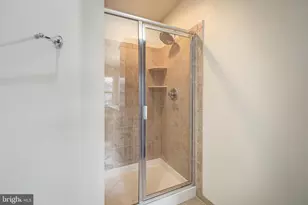42230 Castle Ridge Square, Brambleton, VA 20148 - Photo 22