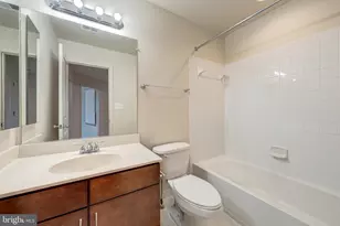 42230 Castle Ridge Square, Brambleton, VA 20148 - Photo 26