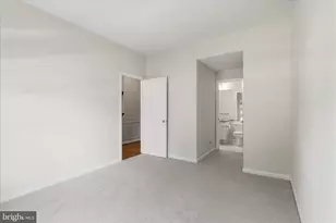 43253 Chokeberry Square, Ashburn, VA 20147 - Photo 4