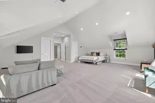 25301 Poland Rd, Chantilly, VA 20152 - Photo 38