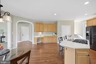 301 Shiloh Pl SE, Leesburg, VA 20175 - Photo 22