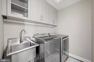 301 Shiloh Pl SE, Leesburg, VA 20175 - Photo 48