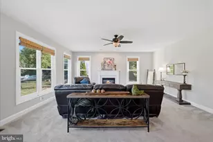 301 Shiloh Pl SE, Leesburg, VA 20175 - Photo 24