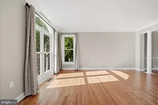 301 Shiloh Pl SE, Leesburg, VA 20175 - Photo 14