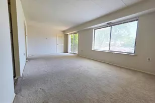 125 Clubhouse Dr SW, Leesburg, VA 20175 - Photo 4
