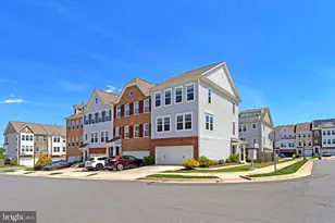 44955 Bishop Ter, Ashburn, VA 20147 - Photo 2