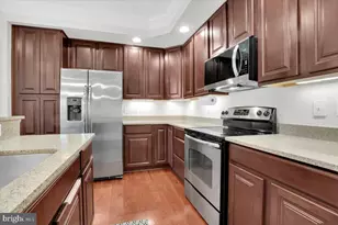 21668 Pattyjean Terrace, Ashburn, VA 20147 - Photo 8