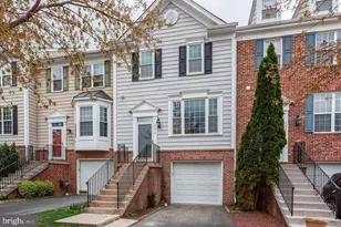 25454 Upper Clubhouse Dr, Chantilly, VA 20152 - Photo 1
