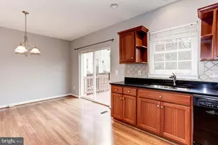 25454 Upper Clubhouse Dr, Chantilly, VA 20152 - Photo 6