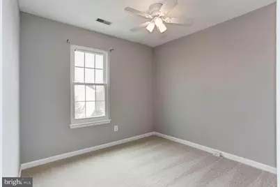 25454 Upper Clubhouse Drive, Chantilly, VA 20152 - Photo 18