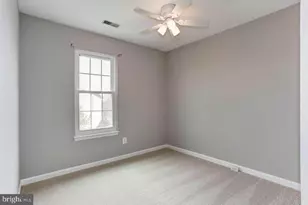 25454 Upper Clubhouse Dr, Chantilly, VA 20152 - Photo 18