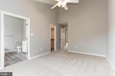 25454 Upper Clubhouse Drive, Chantilly, VA 20152 - Photo 14
