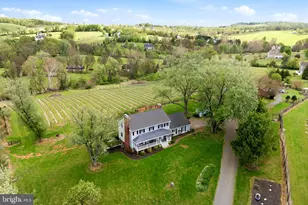 40817 Browns Ln, Waterford, VA 20197 - Photo 10