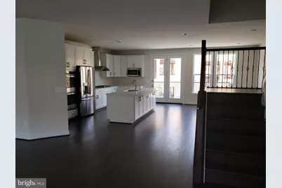 42306 Crawford Terrace, Ashburn, VA 20148 - Photo 2