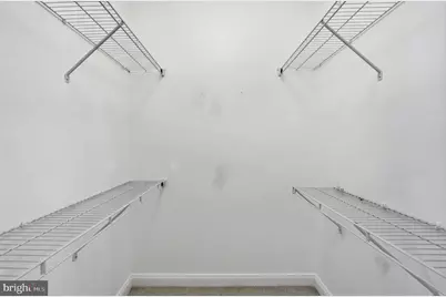 22909 N Brown Square, Ashburn, VA 20148 - Photo 30