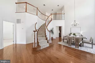 22909 N Brown Square, Ashburn, VA 20148 - Photo 22