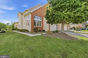 22909 N Brown Square, Ashburn, VA 20148 - Photo 50