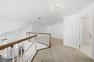 22909 N Brown Square, Ashburn, VA 20148 - Photo 34