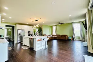 22611 Windsor Locks Square, Ashburn, VA 20148 - Photo 4