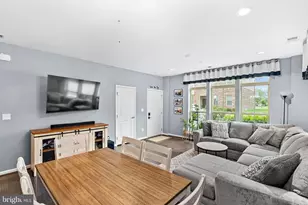 25284 Gray Poplar Terrace, Aldie, VA 20105 - Photo 10