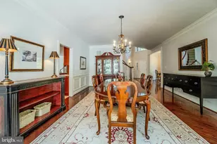 19590 Saratoga Springs Pl, Ashburn, VA 20147 - Photo 8