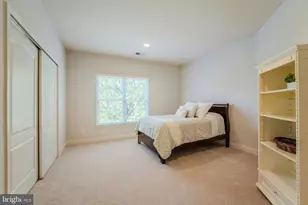 19590 Saratoga Springs Pl, Ashburn, VA 20147 - Photo 26