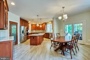 19590 Saratoga Springs Pl, Ashburn, VA 20147 - Photo 10
